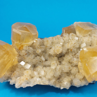 Honey Rhombohedral Calcite